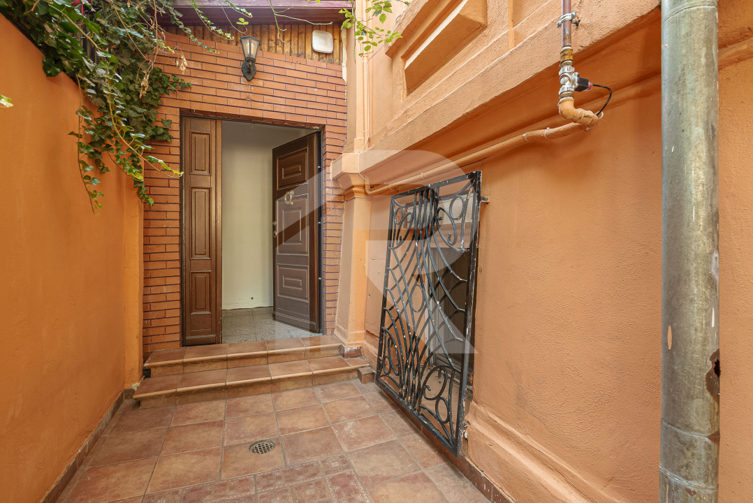 Casa de închiriat Str Justinian pretabilă birouri