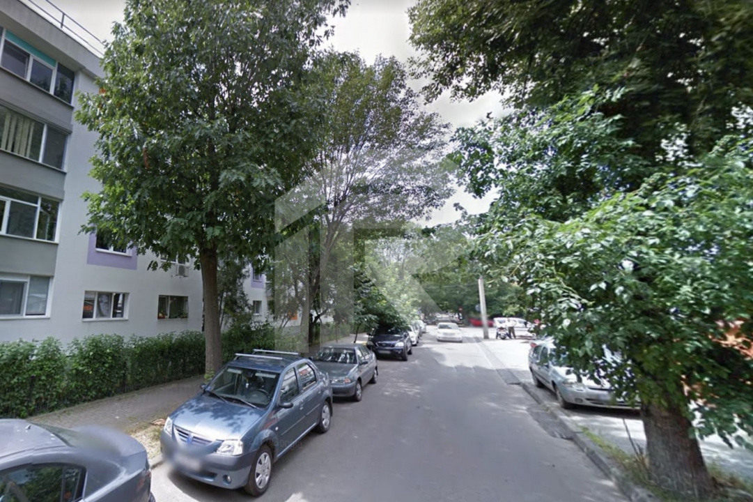 Str. BANEASA, apartament 3 camere, 10 minute de parcul Herastrau
