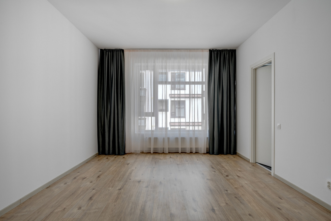 Floreasca, Laguna Residence, Vedere Lac,  Loc de parcare subteran !