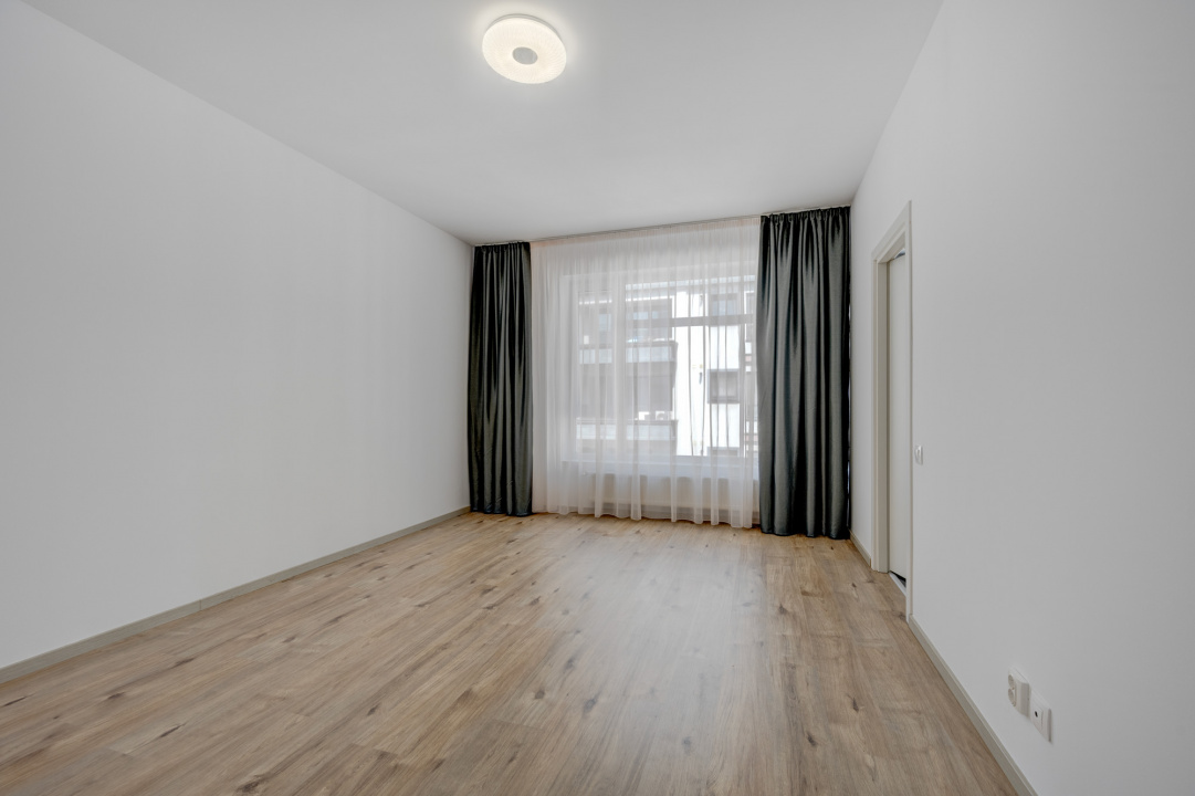 Floreasca, Laguna Residence, Vedere Lac,  Loc de parcare subteran !