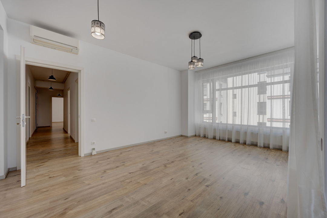 Floreasca, Laguna Residence, Vedere Lac,  Loc de parcare subteran !