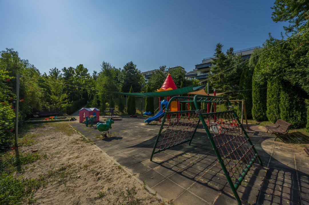 Floreasca, Laguna Residence, Vedere Lac,  Loc de parcare subteran !