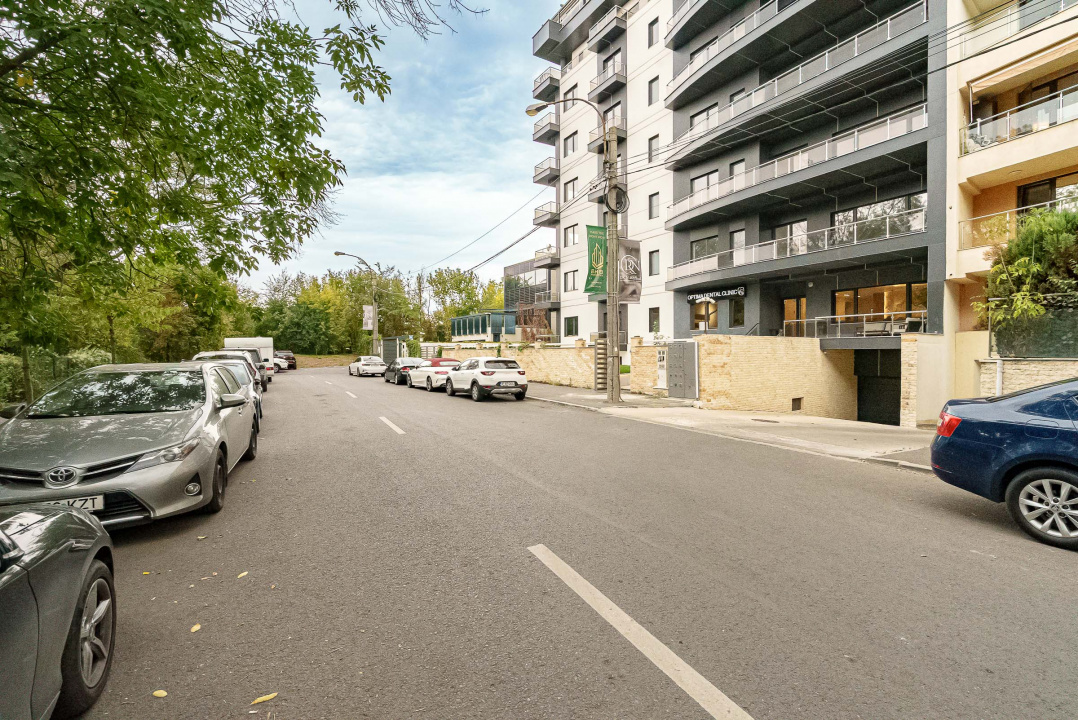 Lux pe Șoseaua Nordului: 250 mp + parcare subterană