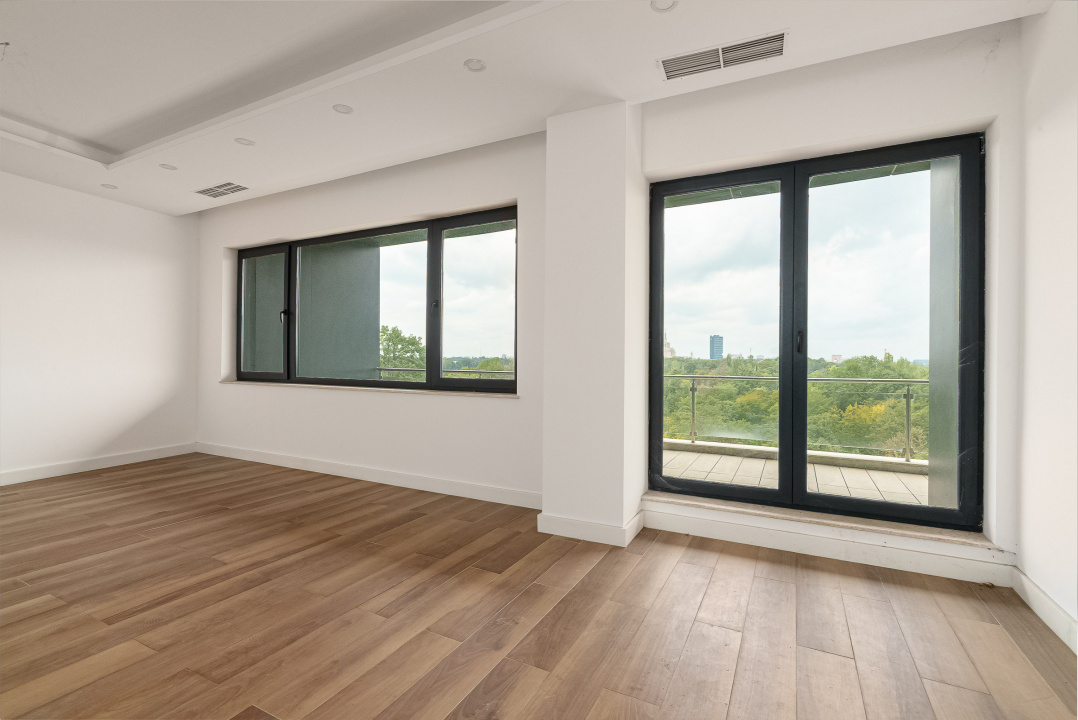 Lux pe Șoseaua Nordului: 250 mp + parcare subterană