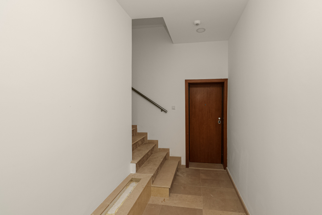  Șoseaua Nordului:  Herastrau  apartament 250mp cu parcare subterană 