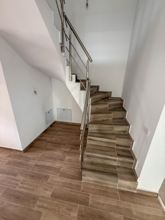 HAPPY HOME VILLAS BERCENI