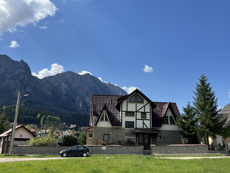 Teren intravilan Poiana Tapului. Tripla deschidere. Vedere libera superba. 