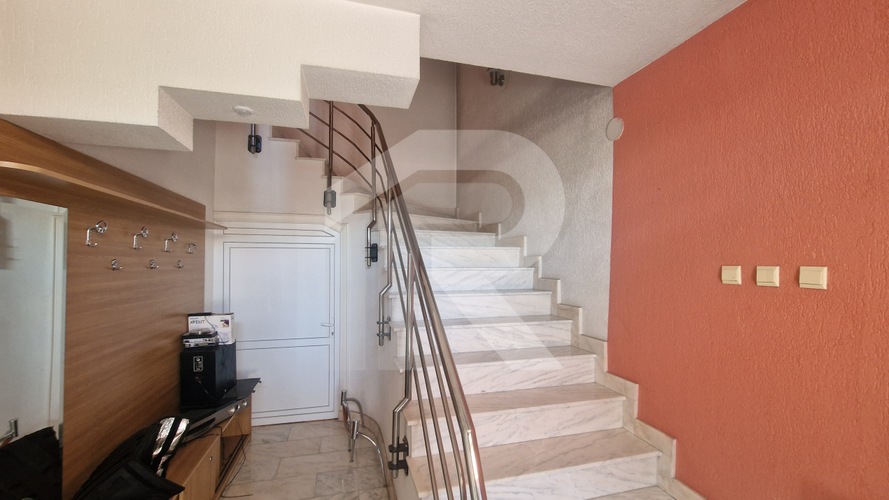 Vila individuala , B-dul Pieptanari, acceptam si cazre muncitori !