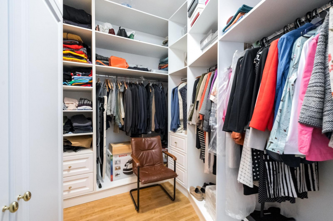 ARMENEASCA, PARTER IN BLOC ART DECO, 6 CAMERE 190 MP!