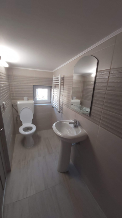 Cameră pentru fată liniștită – studentă sau salariată