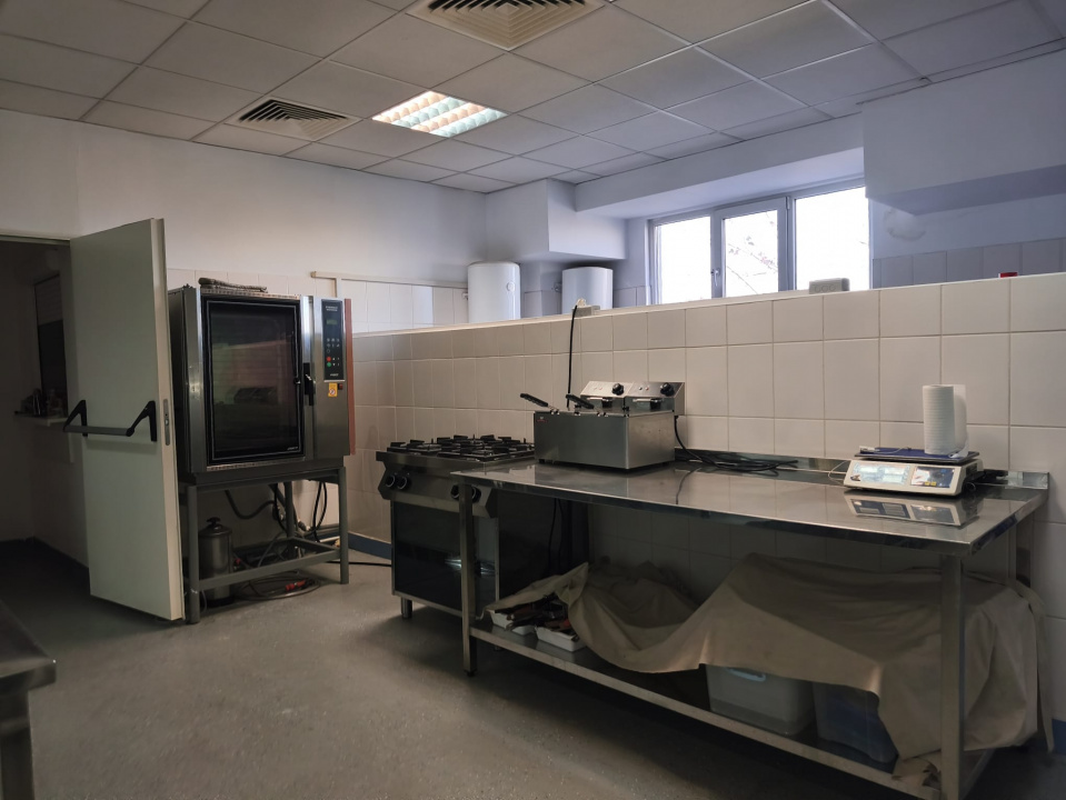 Spațiu evenimente tip ballroom, 440 mp + 1000 mp parcare privata