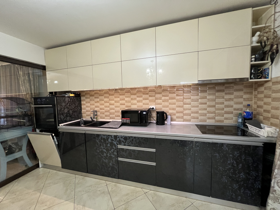 Vila de inchiriat Clinceni, 4 camere, 600 mp curte 