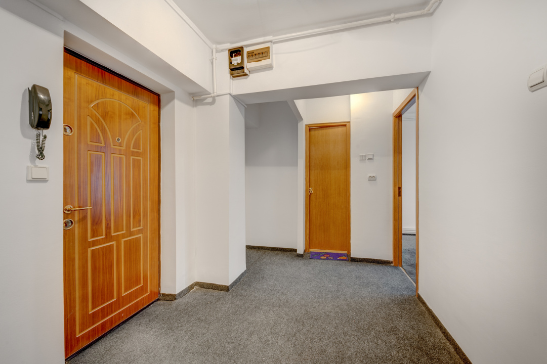 CALEA DOROBANTI, 2 CAMERE 60 MP, ETAJ 9, VEDERE LIBERA!