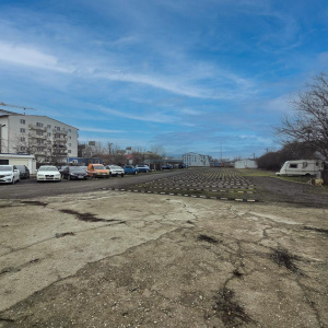 Teren De Inchiriat pentru Rent A Car Otopeni 1.000 - 5.000 mp