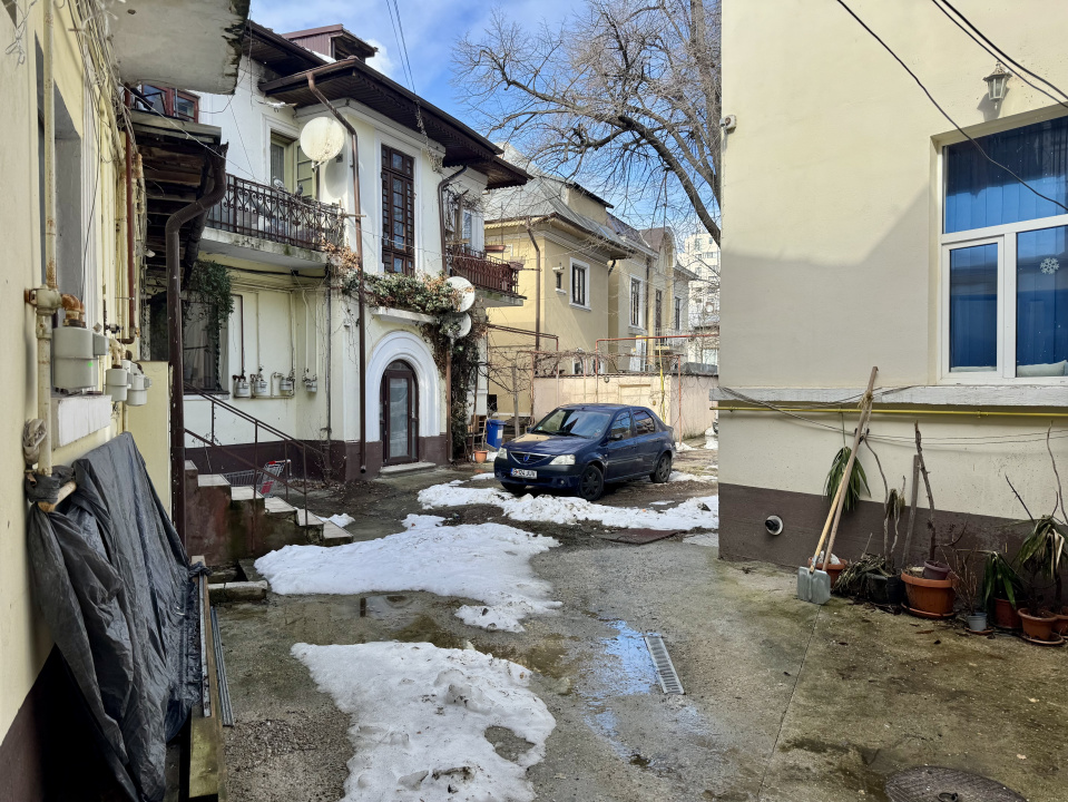 Apartament 2 camere în vilă | 57 mp utili | Vitan | potrivit firmă 