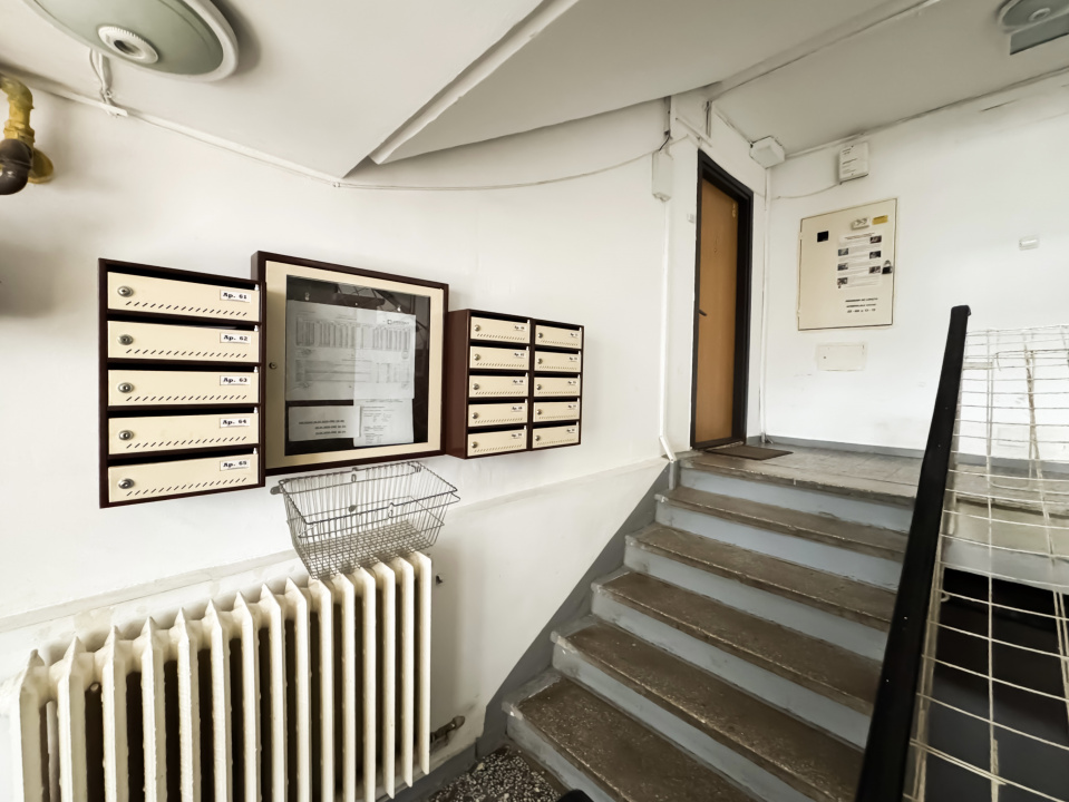 Garsonieră Decomandată 33mp. Bloc Reabilitat. Berceni, Grădiștea.