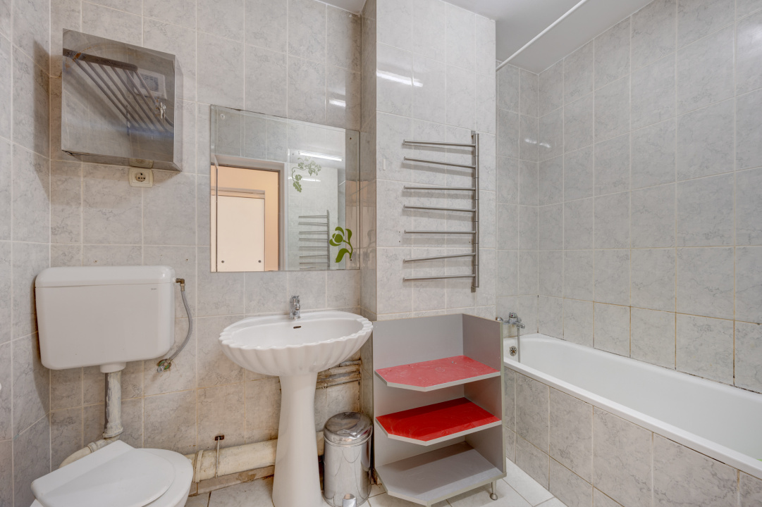 MATEI BASARAB - LABIRINT, APARTAMENT 2 CAMERE 53 MP, BLOC 2001, ETAJ 4!