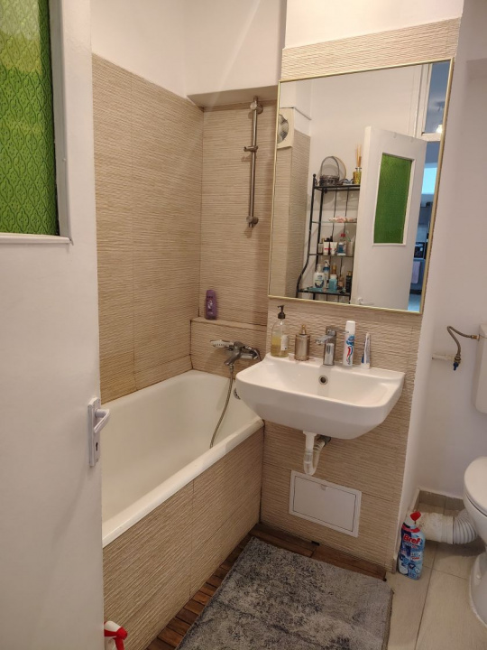 4 camere Mosilor centrala proprie, decomandat