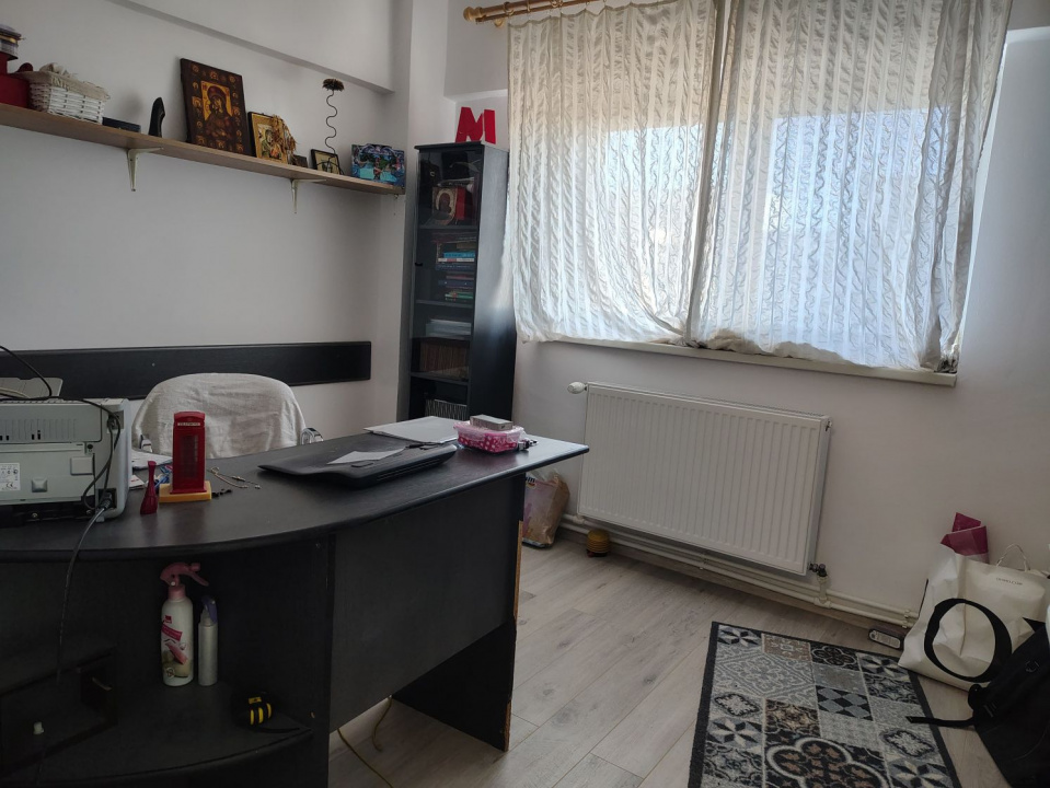 4 camere Mosilor centrala proprie, decomandat