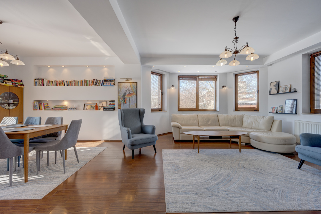 VILA DE INCHIRIAT, PRELUNGIREA GHENCEA, STR. FUNIGEILOR !