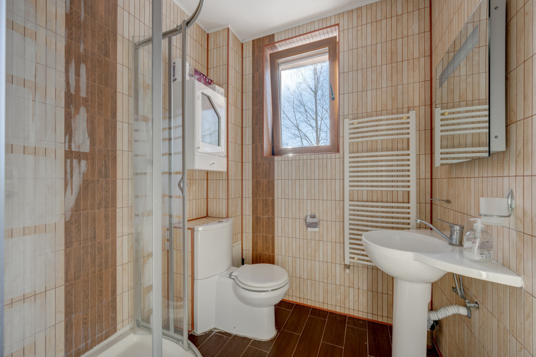 VILA DE INCHIRIAT, PRELUNGIREA GHENCEA, STR. FUNIGEILOR !