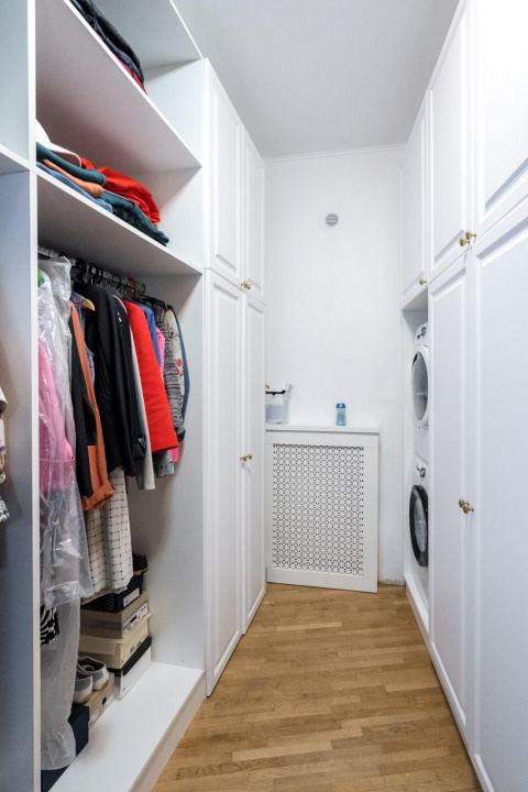 ARMENEASCA, BIROU PARTER-185 MP!