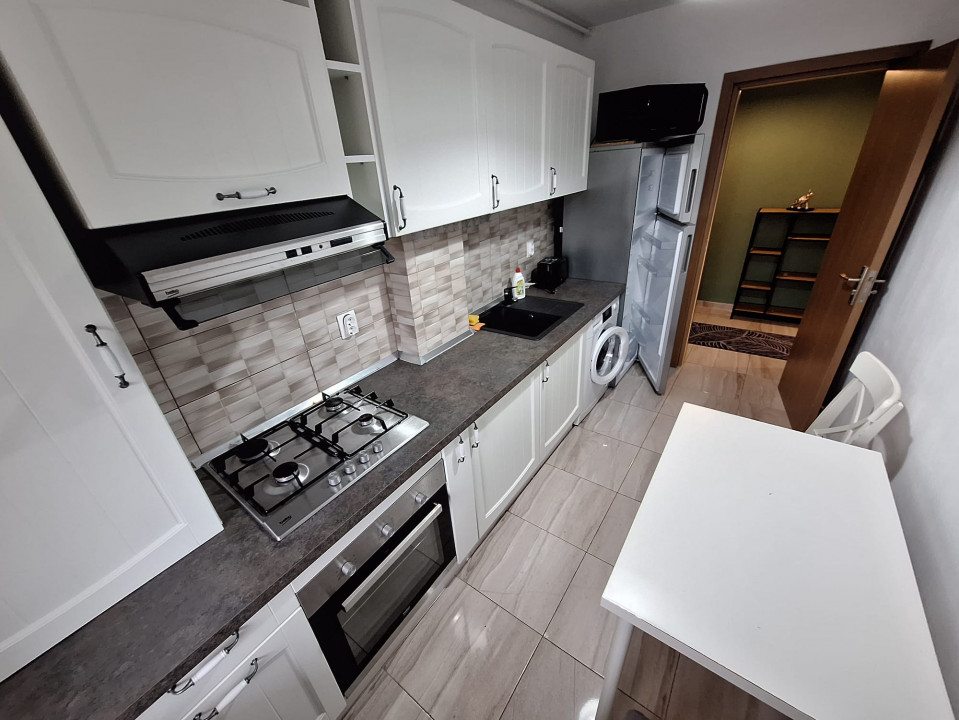 2 camere - DECOMANDAT - MOBILAT SI UTILAT - PARCARE SUBTERANA - CITY LIGHTS