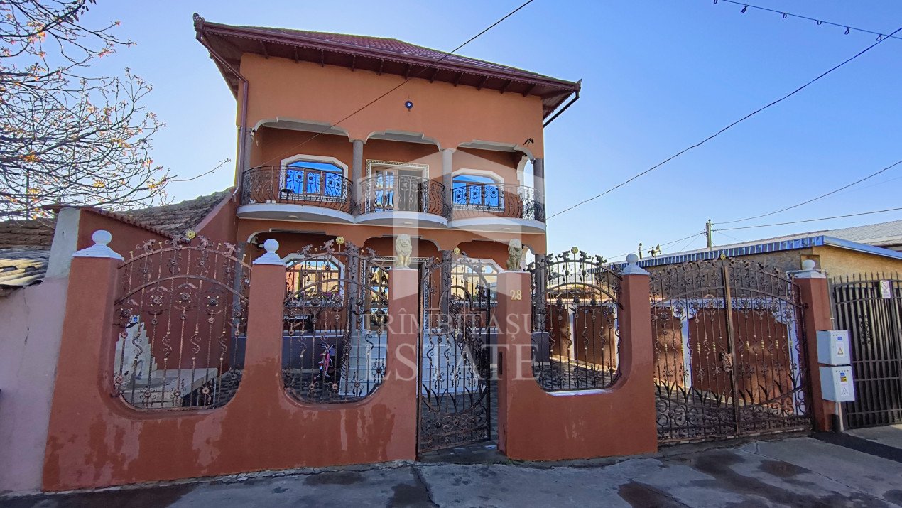 Medgidia | Casă cu 5 camere spațioasă