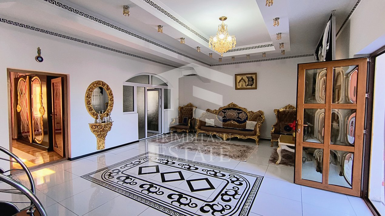 Medgidia | Casă cu 5 camere spațioasă