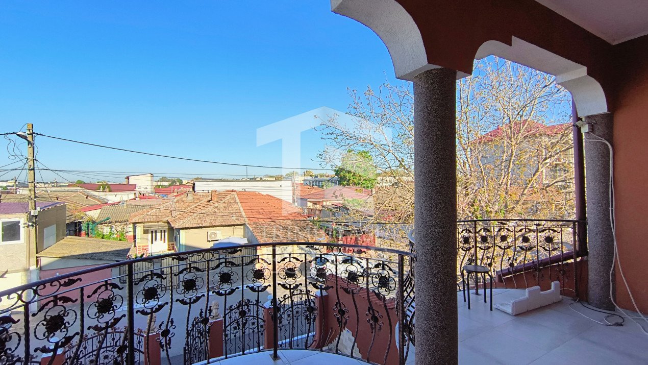 Medgidia | Casă cu 5 camere spațioasă