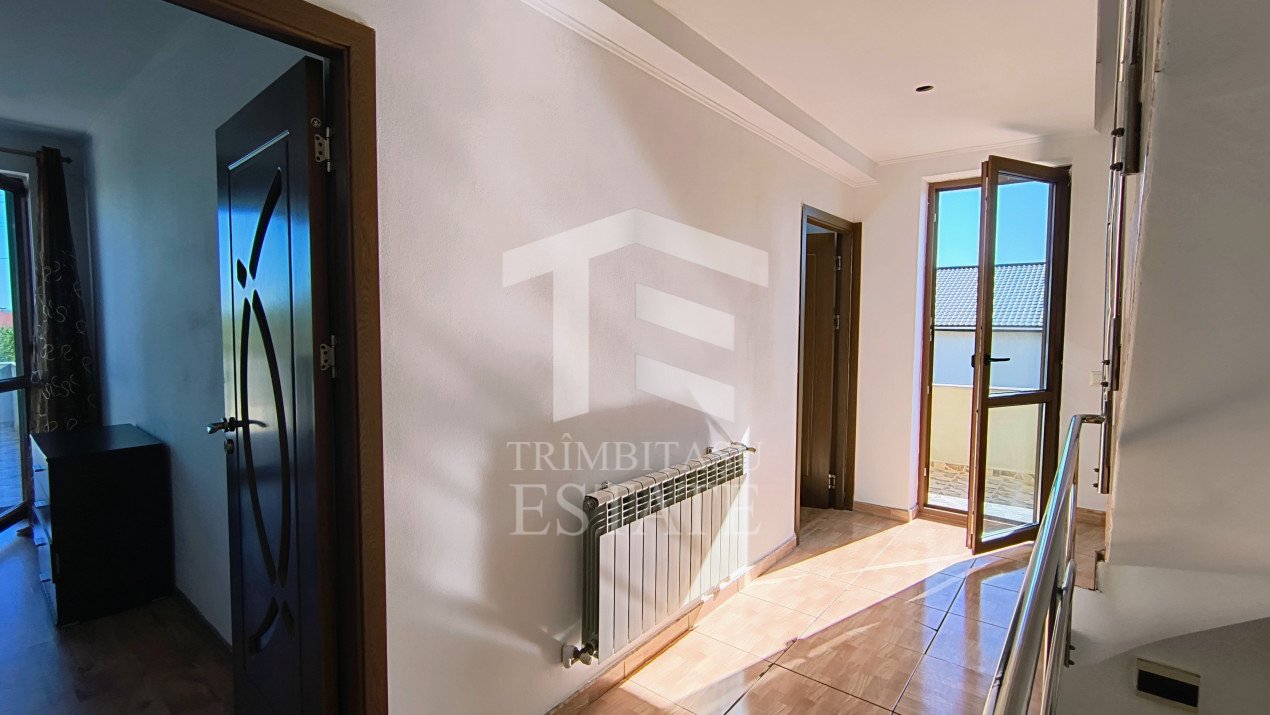 Năvodari | Casă spațioasă cu teren mare