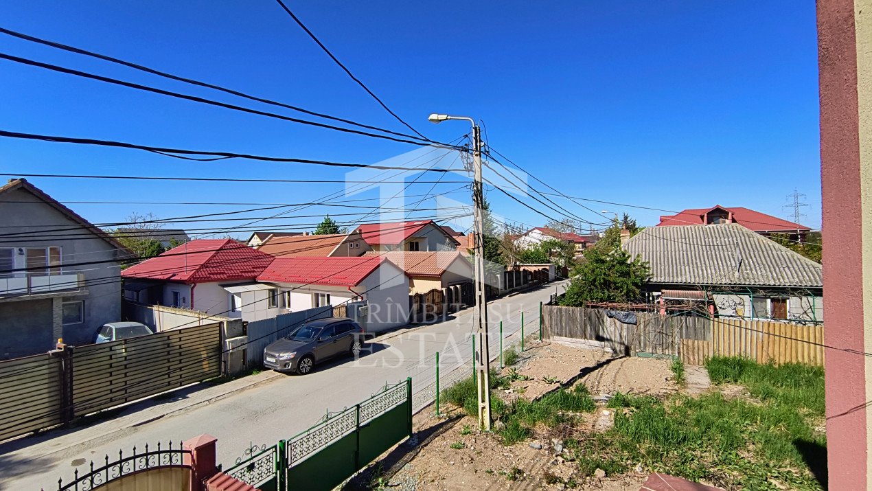 Năvodari | Casă spațioasă cu teren mare