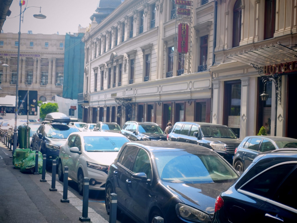 Ultracentral Universitate ideal investitie