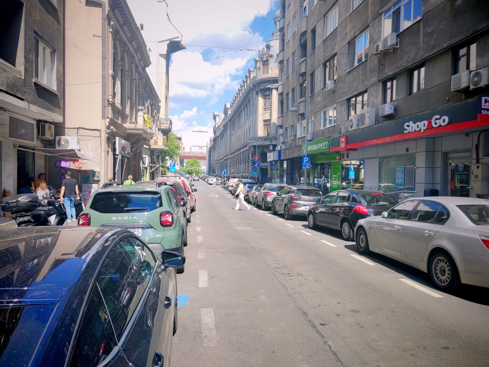 Ultracentral Universitate ideal investitie