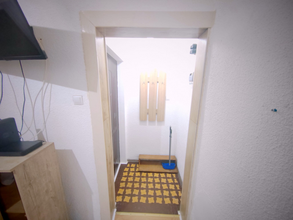 Ultracentral Universitate ideal investitie