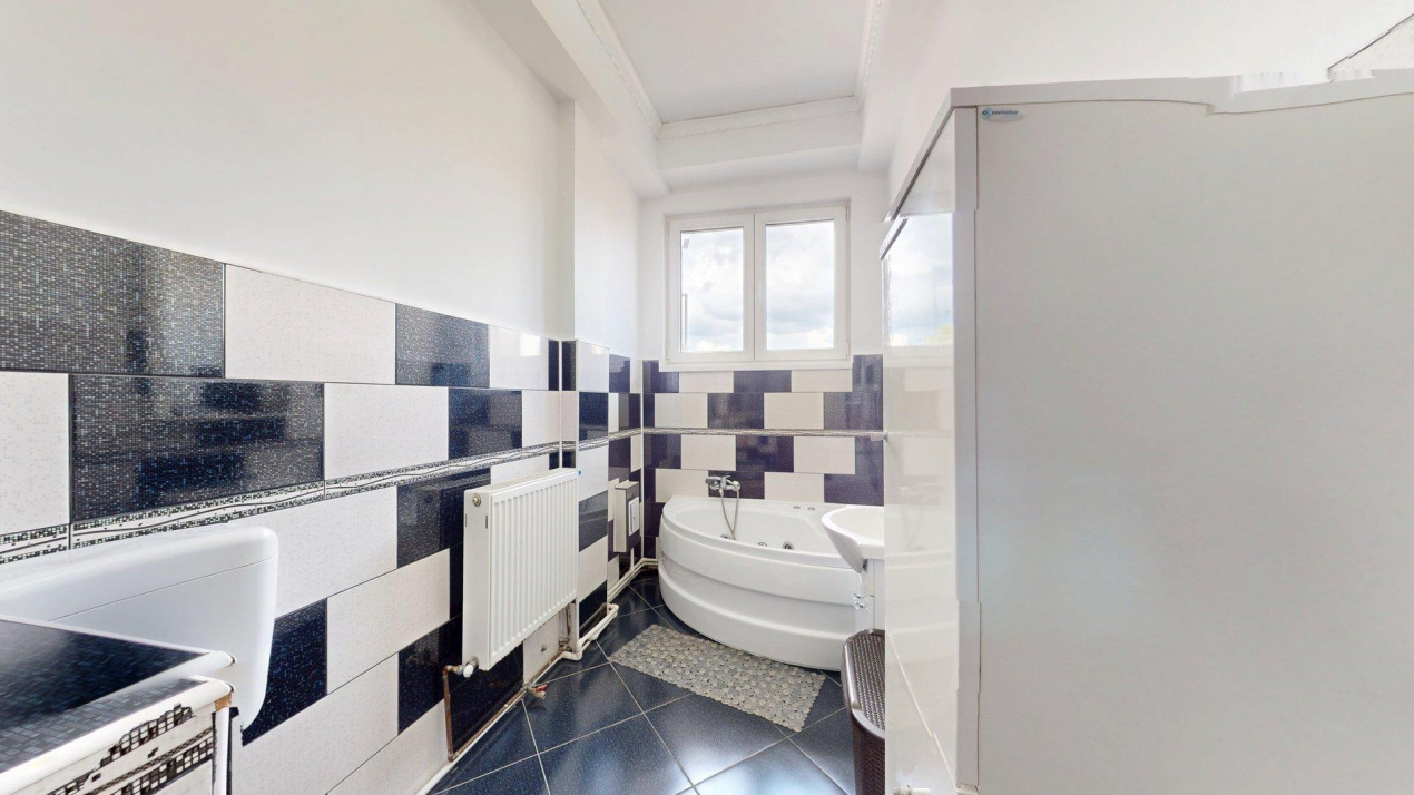 Oportunitate Apartament 3 camere deosebit 115 mp Metrou Piata Unirii 