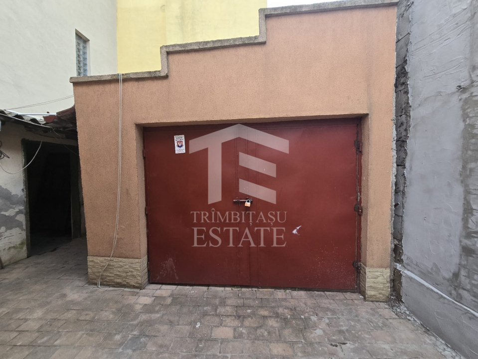 CENTRU- Casa de inchiriat pentru birouri.